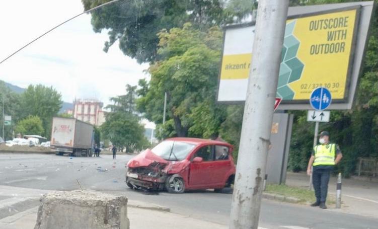 ФОТО: Тешка сообраќајка денеска во Скопје