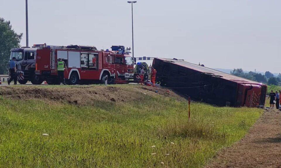 НАЈНОВА ВЕСТ: 10 лица загинаа во несреќата во Хрватска, автобусот сепак не бил со македонски таблички