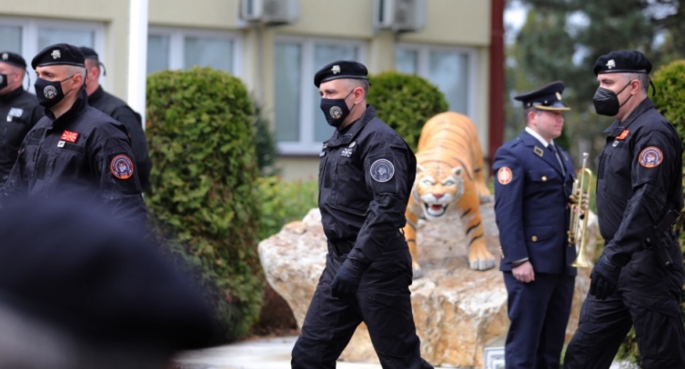 30 припадници на македонските „Тигри“ влегуваат во несекојдневна акција кај Сарај