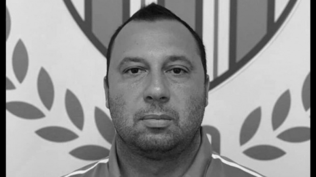 Фудбалскиот тренер Иван Ранчев (41) загина откако го погоди гром на фудбалски меч во Бугарија