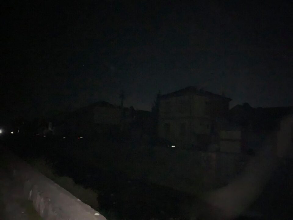 ФОТО: Вториот по големина град во Македонија вечерва остана во мрак!