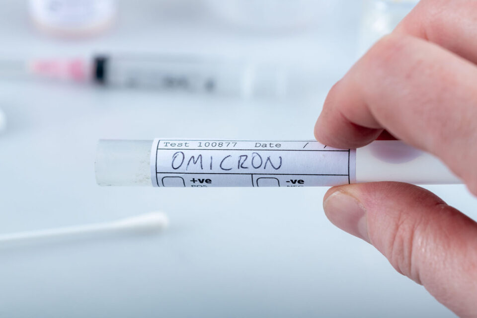 „Фокус“ дознава: Кај тројца заразени ковид пациенти во Македонија е регистриран подвидот на сојот ОМИКРОН