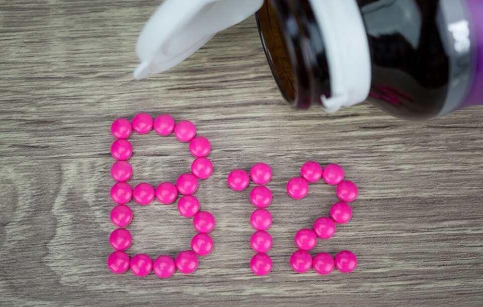 ОСУМ симптоми кои укажуваат на недостаток на витамин Б12: Телото испраќа јасни сигнали!