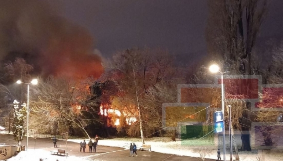 ВОНРЕДНА ВЕСТ: Голем пожар вечерва во Градскиот парк (ВИДЕО)