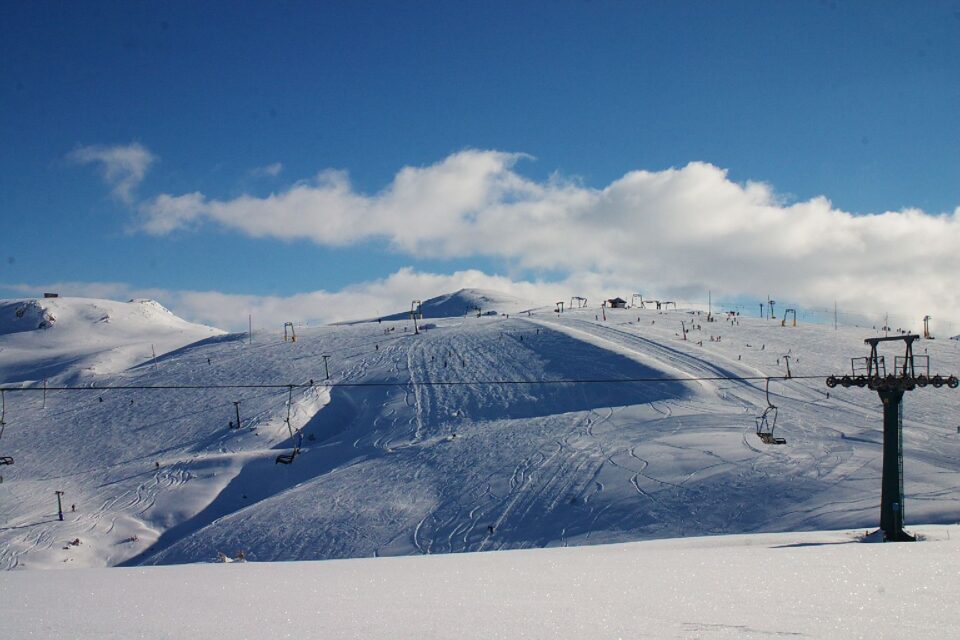 Масовна тепачка на ски-терените во Маврово- уапсени 8 лица!