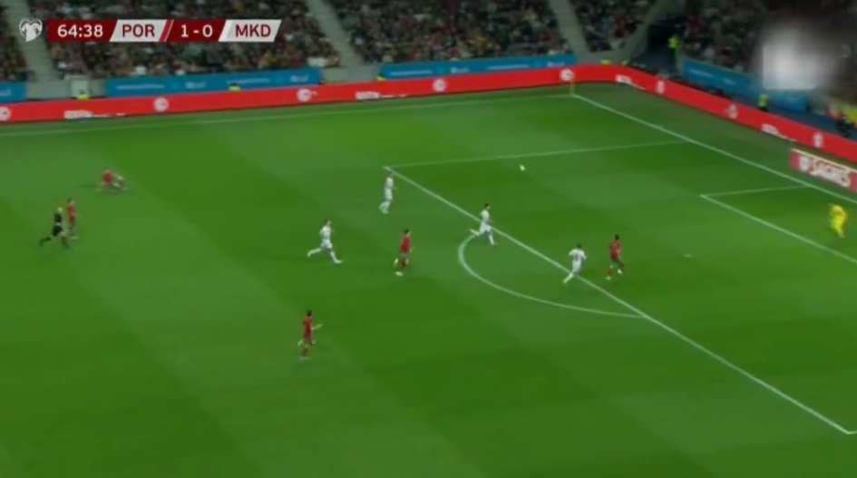 НЕСФАТЛИВА ОДЛУКА: Милевски го извади Трајковски, Португалија води со 2:0! (ВИДЕО)