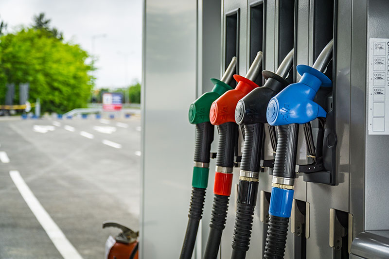 Ново намалување на цените на горивата: Дизелот падна, ова се сите нови цени