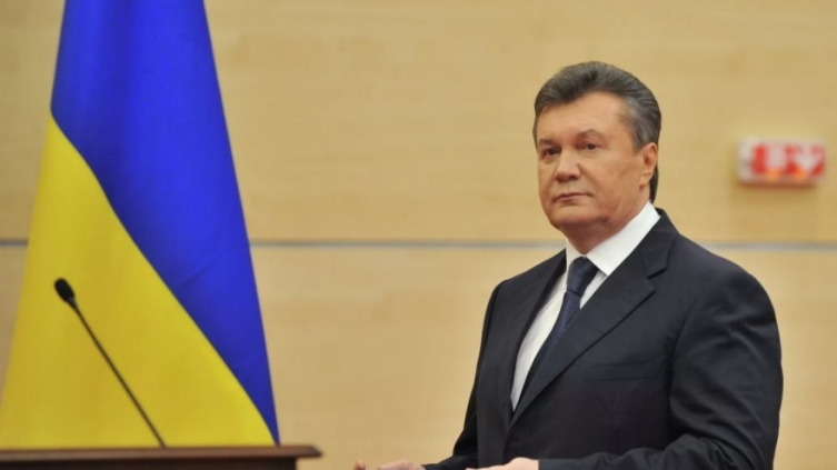 Поранешниот украински претседател Јанукович со порака до Зеленски: Не си херој ако се бориш до последниот Украинец, спаси ги животите на луѓето