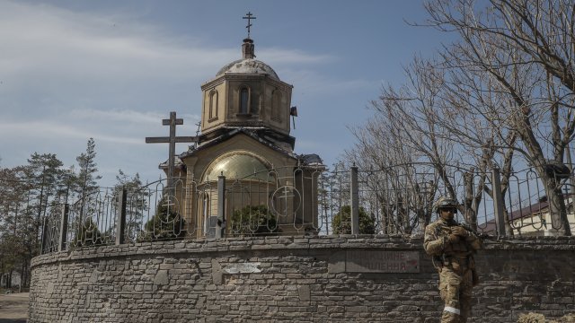 Црквите ќе бидат затворени за православниот Велигден на 24-ти април поради полицискиот час во Украина