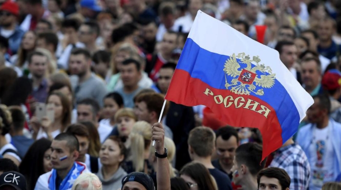 Ова никако нема да му се допане на Путин: Погледнете што направија руски навивачи во Москва (ФОТО)