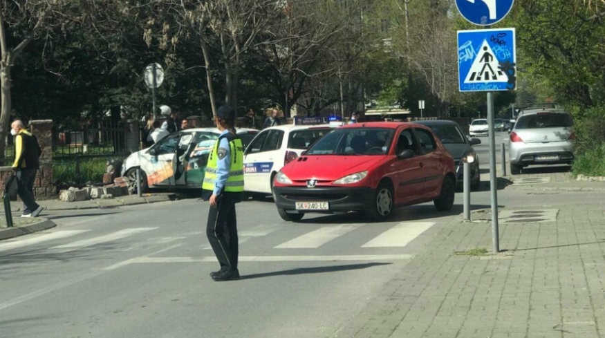 НАЈНОВА ВЕСТ: Тешка сообраќајка во Скопје попладнево (ФОТО)