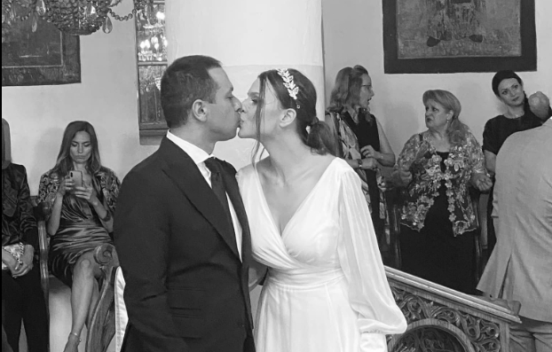 ФОТО: Се ожени министерот во македонската влада, на свадбата му дојде и колегата Николовски