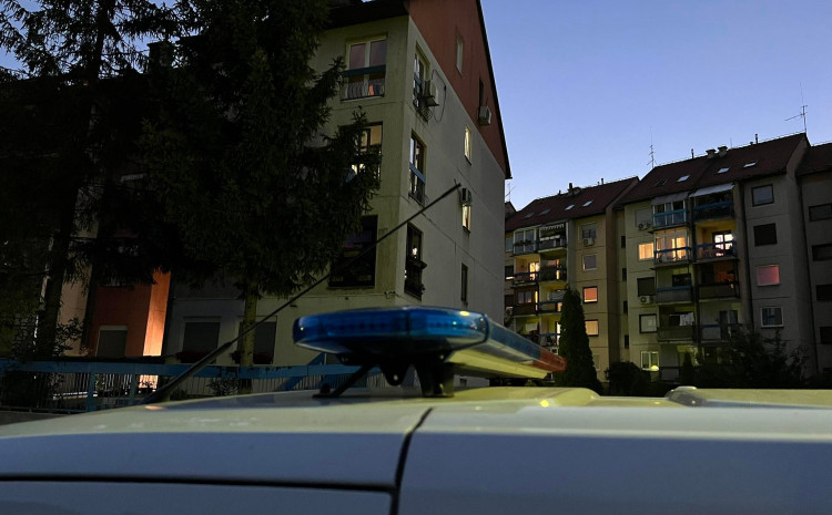 МОТИВОТ ЗАСЕГА Е НЕПОЗНАТ: Триесет и едногодишна жена скокна од петти кат од зграда во Зеница