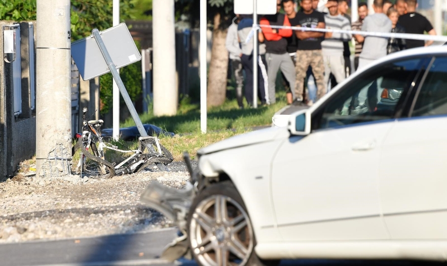 ФОТО ОД ЛИЦЕ МЕСТО: Дете загина во страшна сообраќајна несреќа која се случи попладнево во Хрватска