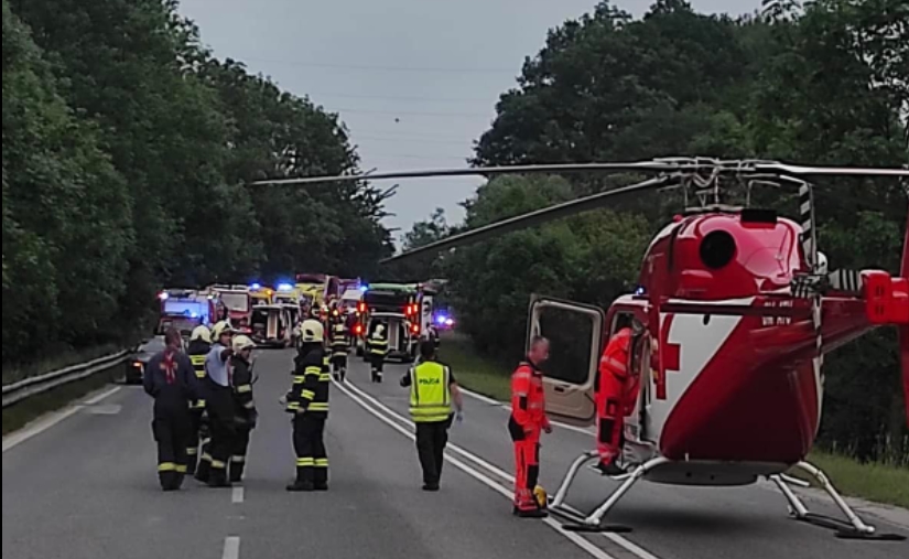 Повредени се најмалку 100 лица: Страшна железничка несреќа се случи вечерва во Словачка (ФОТО)