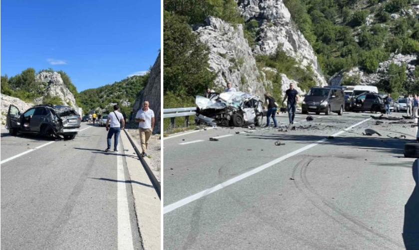 (фото) СТРАШНА СООБРАЌАЈКА УТРОВО: Две лица загинаа во судир на четири возила во Црна Гора