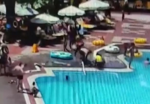 Турист почина откако се удри со глава додека се спуштал од тобоган: Ужас во луксузен хотел во Турција