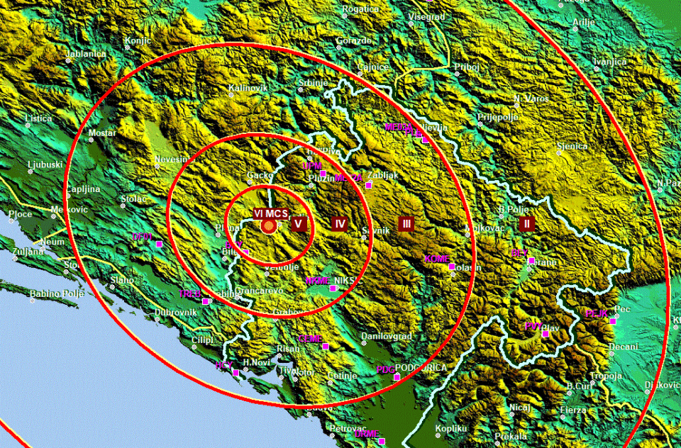 Силен земјотрес вечерва во близина на Македонија: Граѓаните вознемирени по тресењето во 21:07 часот, со ист епицентар како и пред 14 дена