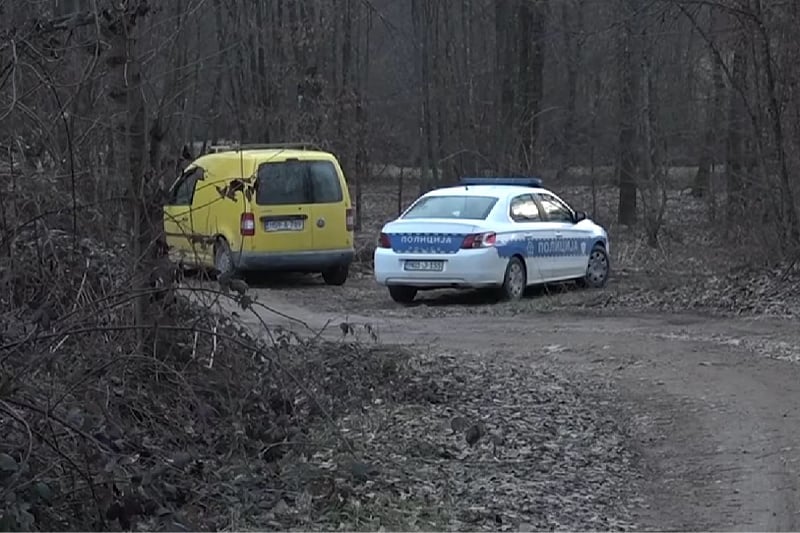 НАЈДЕНИ ПОСЛЕДНИТЕ ТРАГИ: Позната судбината на мажот кој вчера си ги уби сопругата и синот – полицијата основано се сомнева дека тој повеќе не е жив