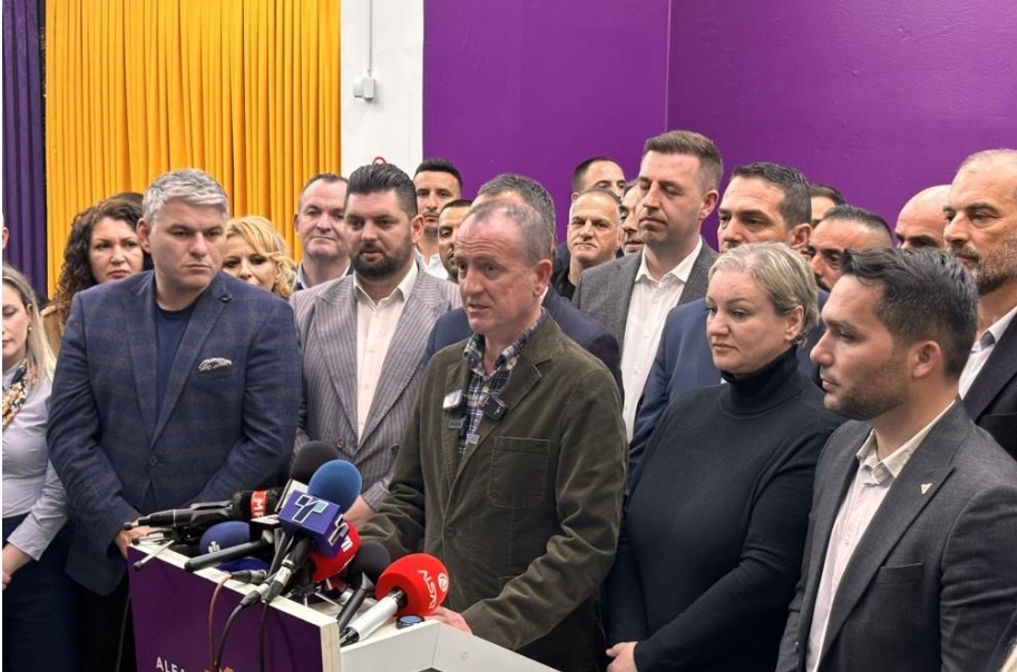 НАЈНОВА ВЕСТ: Таравари вечерва донесе одлука – еве дали останува во коалицијата ВРЕДИ