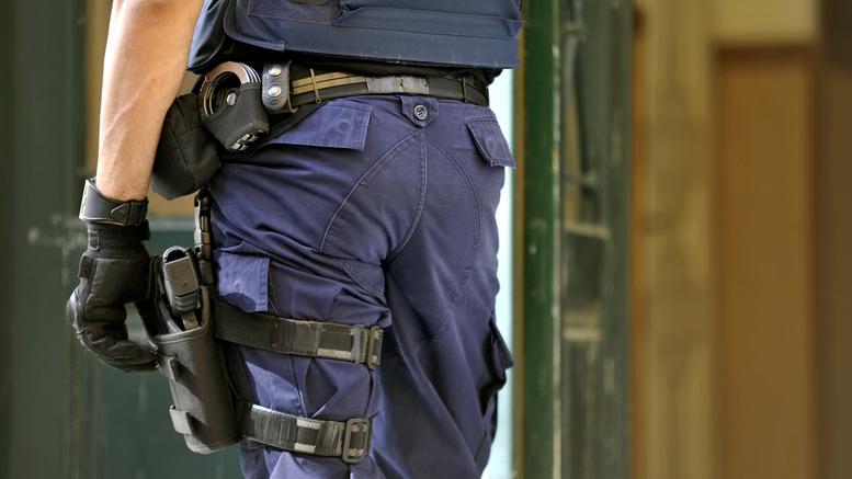 Полицаец се застрелал со пиштол во својата канцеларија