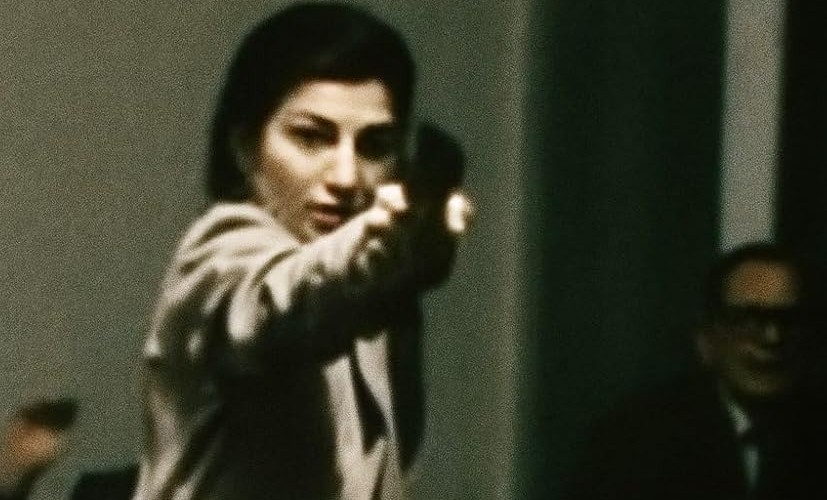 МАЈКАТА МАРИЈАНА ЈА ЗЕДЕ ПРАВДАТА ВО СВОИ РАЦЕ: Среде судница го изрешета убиецот и силувачот на својата 7 годишна ќерка – еве колку години затвор одлежа (ВИДЕО)