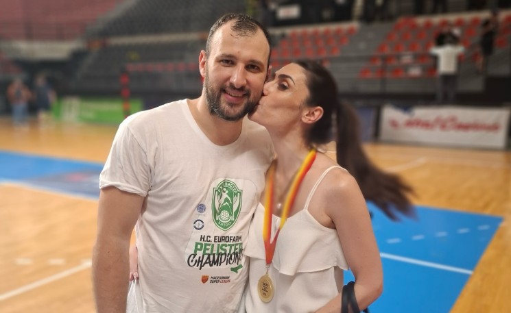 Дејан Манасков стана татко – еве кое име го одбраа за нивниот син
