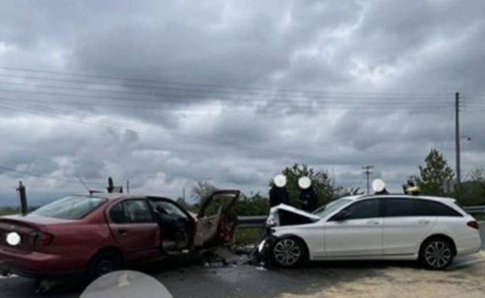 (ФОТОГРАФИИ) Мајката го држела детето во раце на предното седиште: Голема трагедија на Велика Сабота во соседна Грција